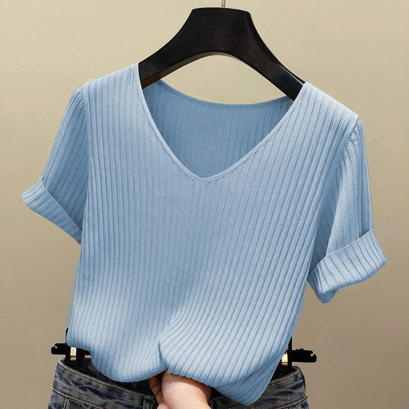 Women's knitted short-sleeved T-shirt !