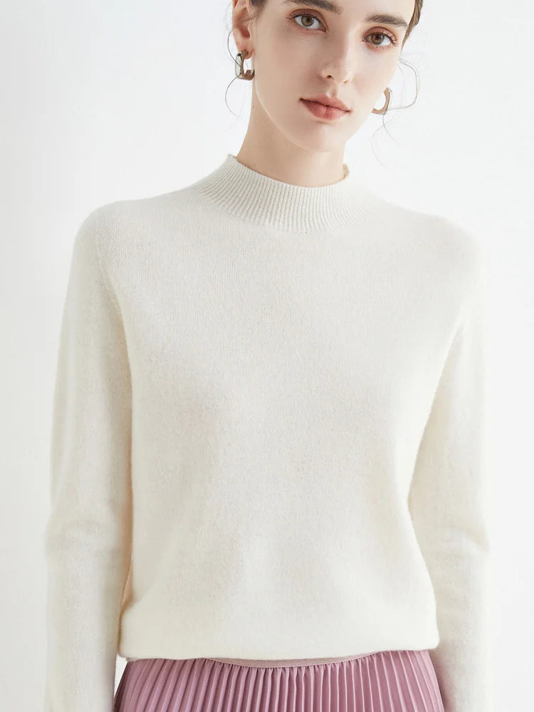 2025 Autumn and Winter Women's Solid Round Neck Sweater