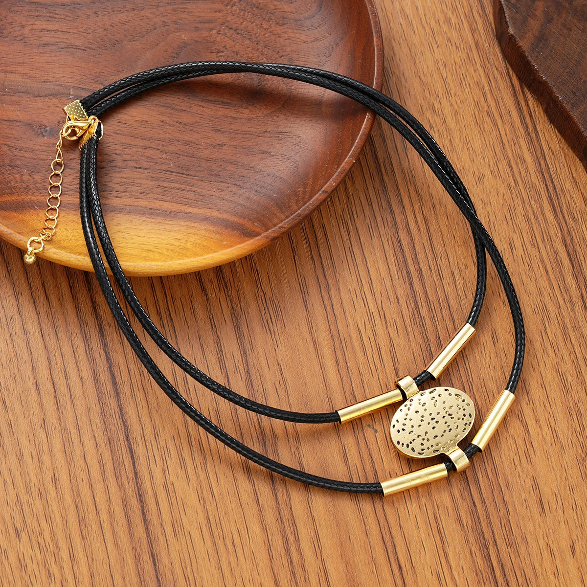 Leather Necklace !
