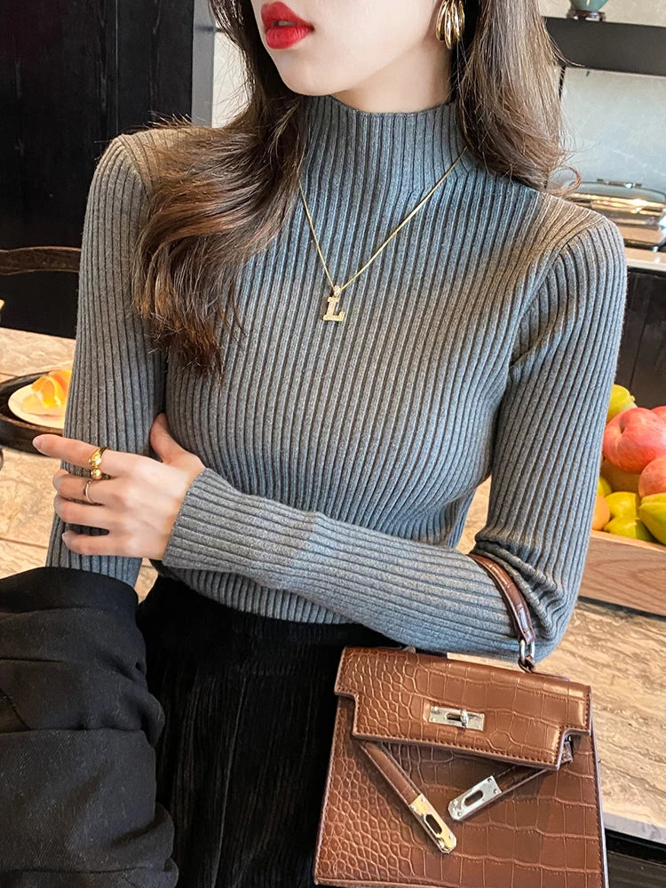 2025 Autumn and Winter Women's Solid Round Neck Sweater !