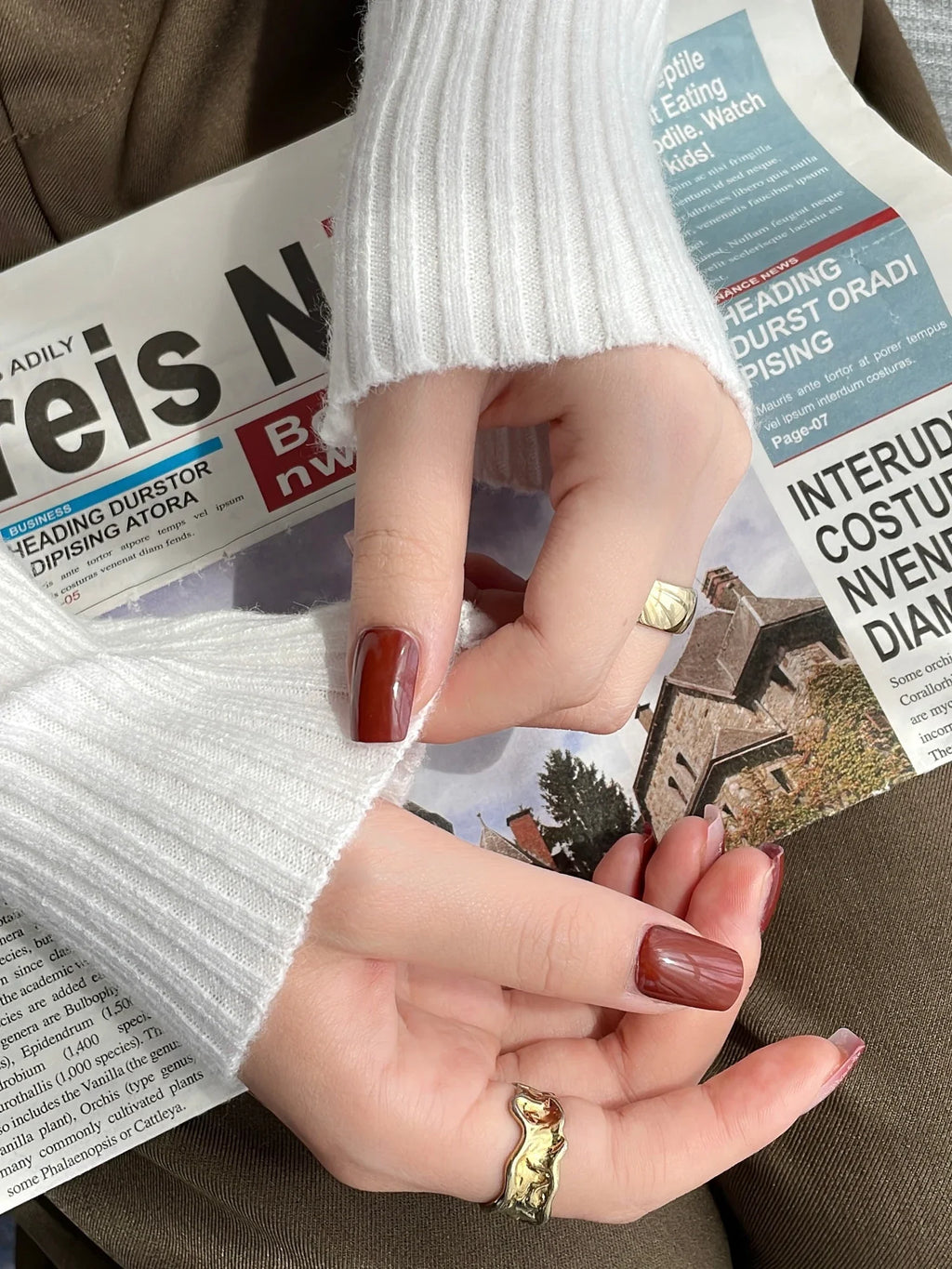 2025 Autumn Winter Women's Elegant V-Neck Pullover Sweater !